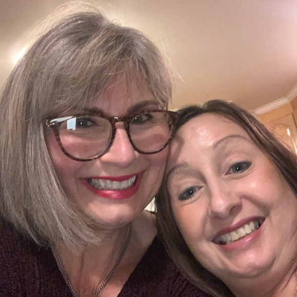 Meet your Posher, Theresa - Picture 1 of 1